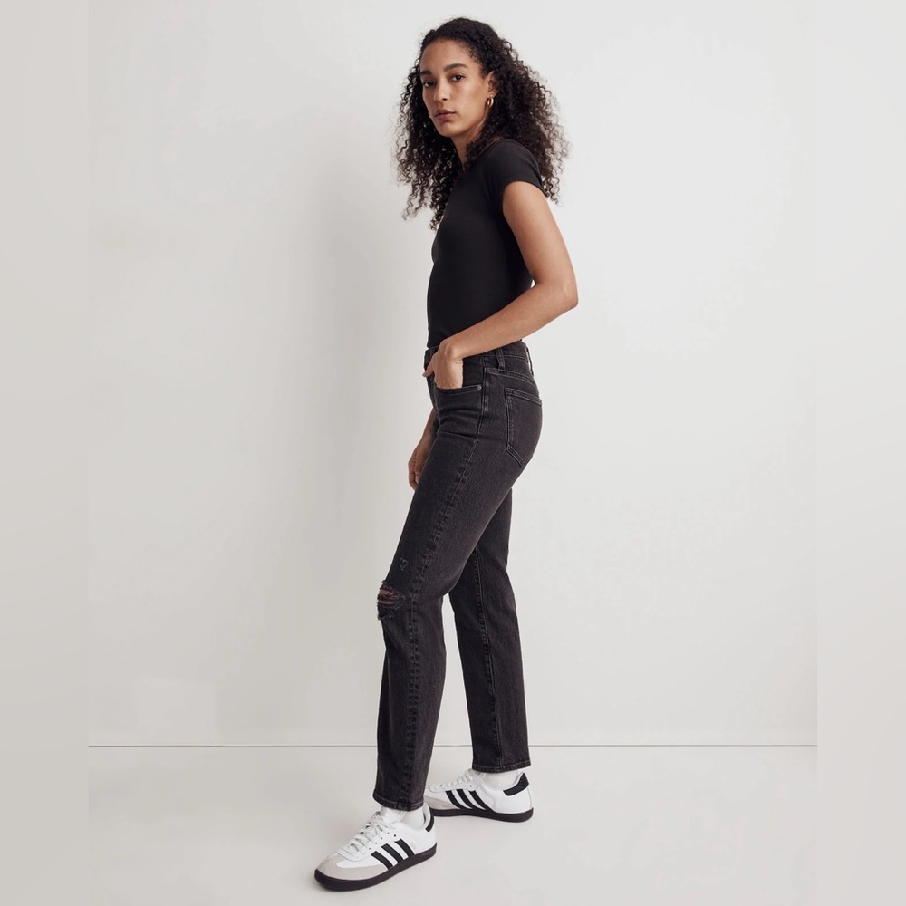 Madewell Mid-Rise Perfect Vintage Straight Jean in Rosella Wash Ripped Edition